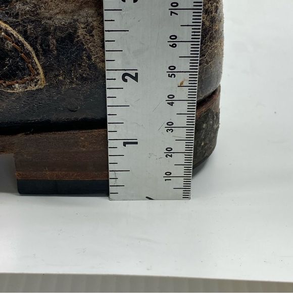 Frye Veronica  Leather Boots Color Brown Fashion Cracked Shiny Finish SZ 6 - Picture 14 of 15